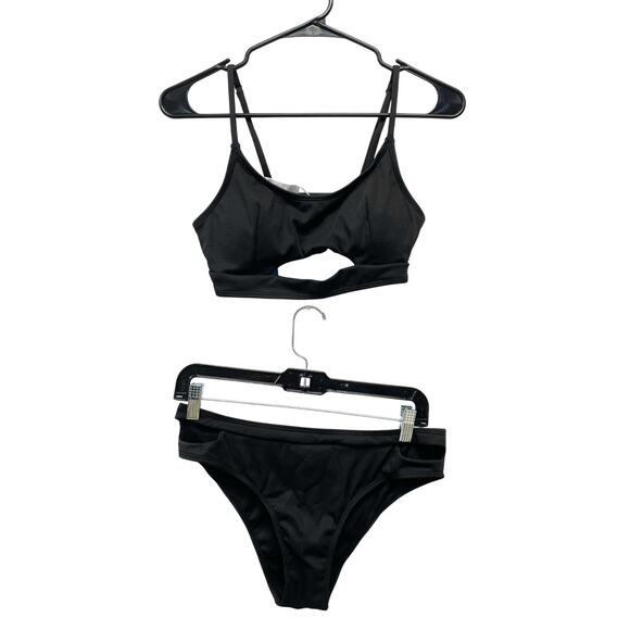 Cupshe Women's Black Onyx Cutout Scoop Neck Bralette & Hipster Bikini Set Medium - Picture 3 of 9